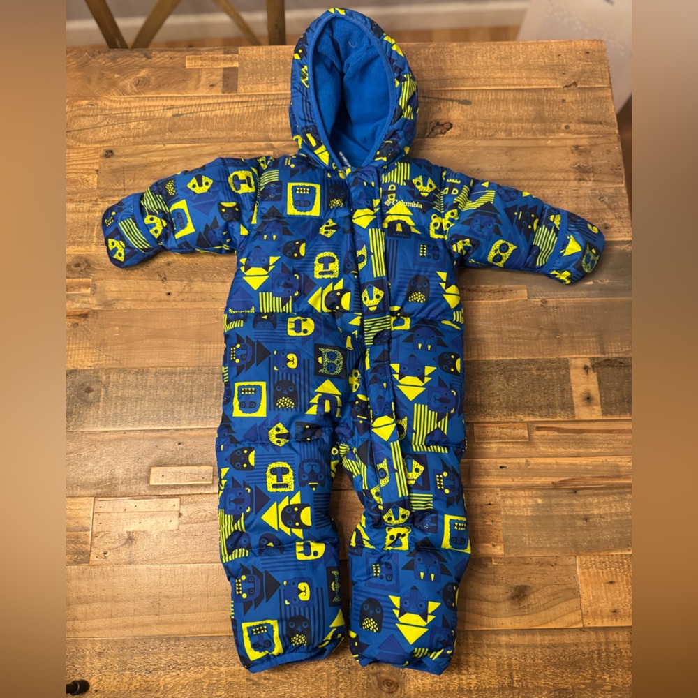 *PRICE DROP 🤑* Columbia Blue and Yellow Snowsuit